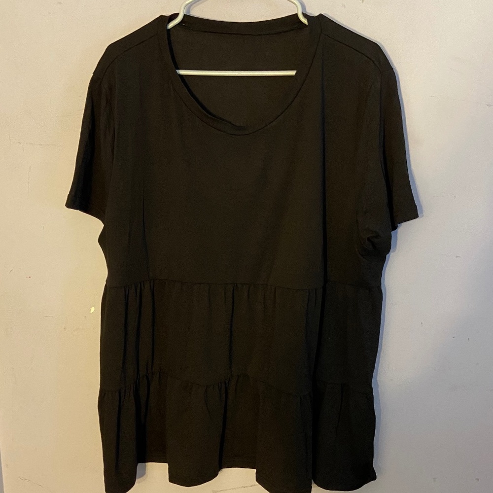 SHEIN Black Tiered Peplum Tee